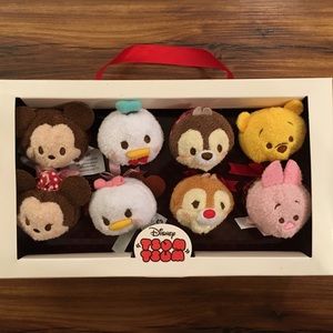 Disney Tsum Tsum Valentine's 2016 candy box set